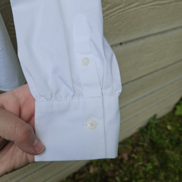 Banana Republic Riley Drama Ruffle button front shirt white size 8 - Picture 3 of 5